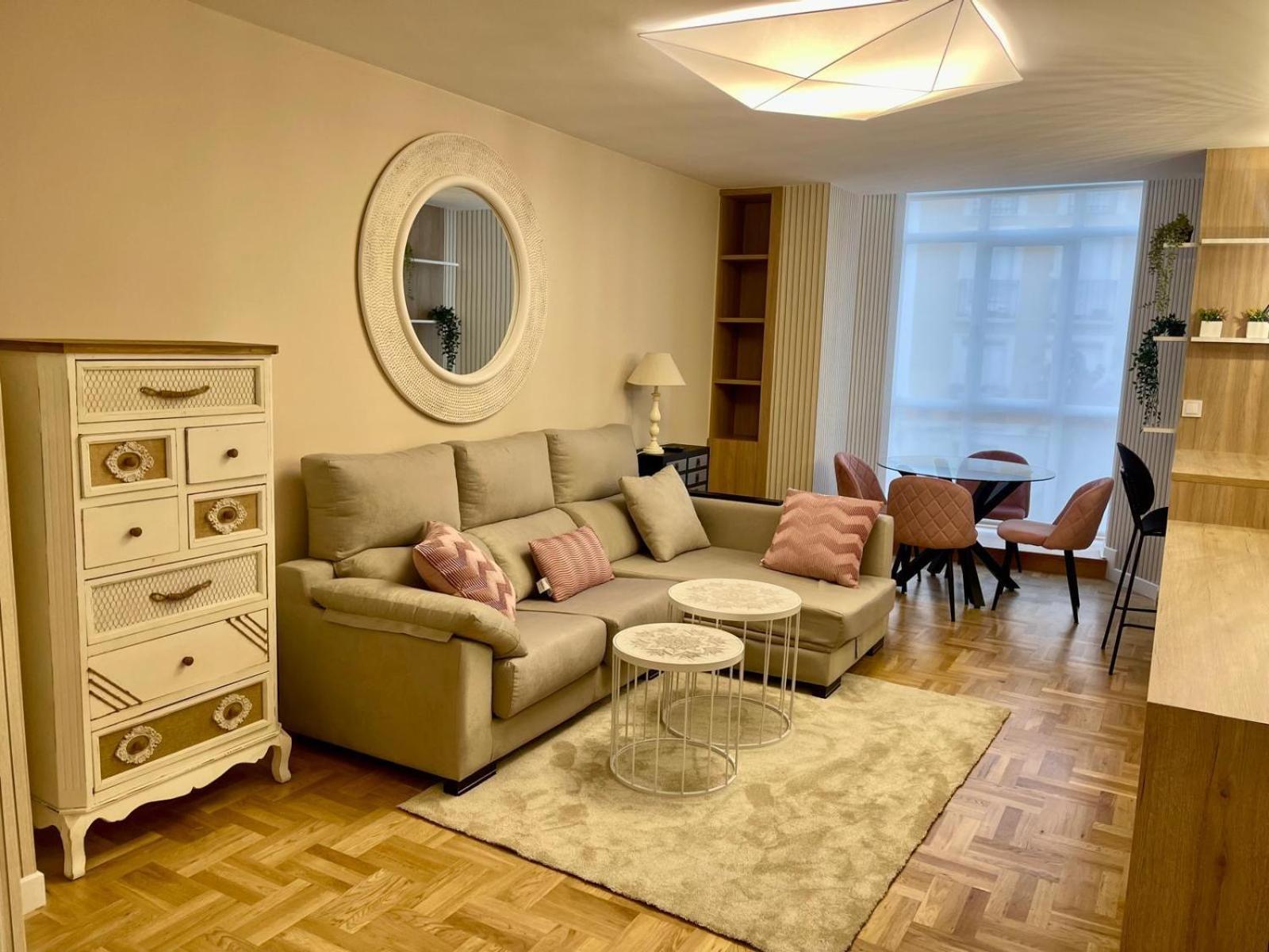 A Un Paso De La Catedral Apartment Burgos Bagian luar foto